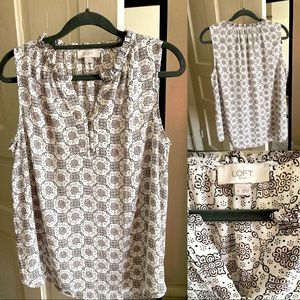 LOFT Mock Ruffle V-neck Sleeveless Blouse